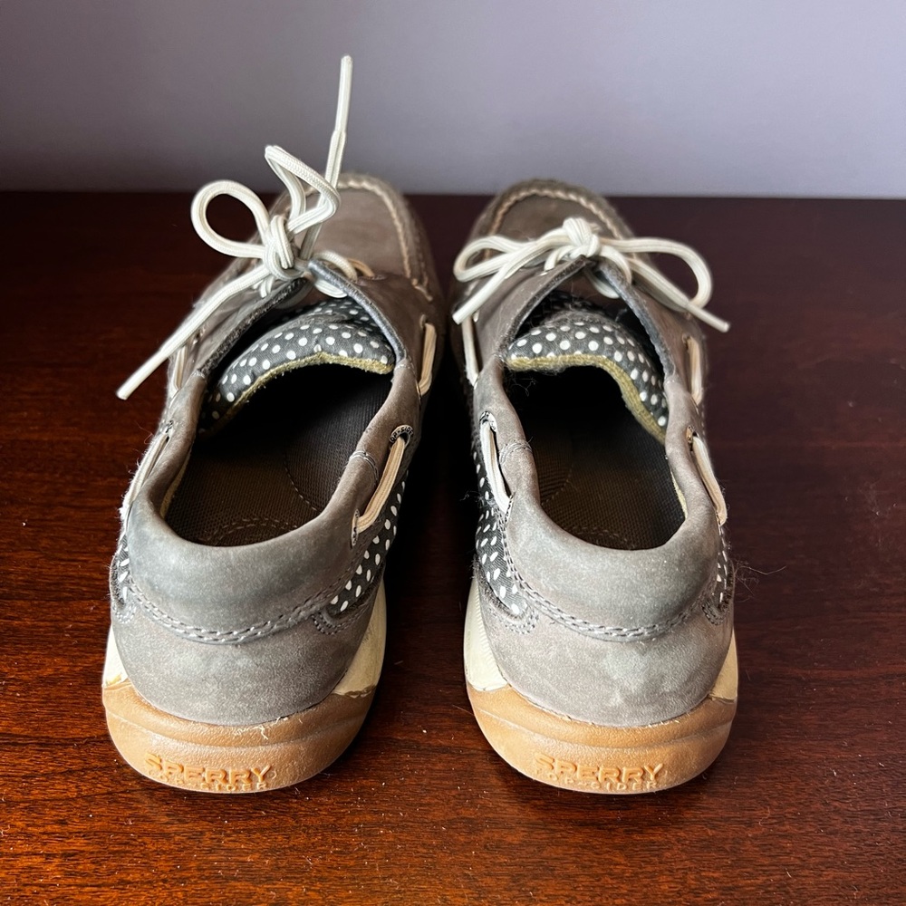 Sperry Gray Boat Shoes Women's size 7 Polka Dot Accent GUC - Picture 5 of 7